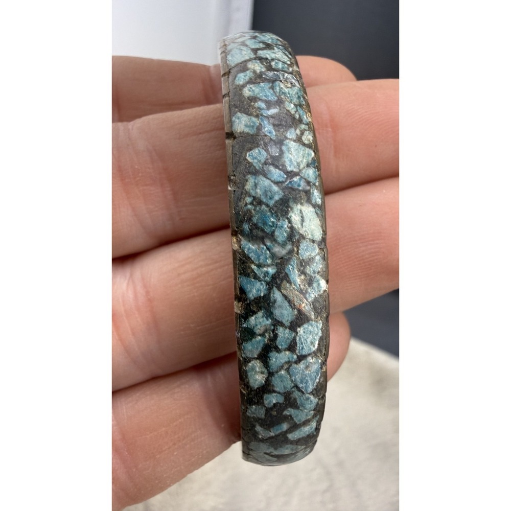 Vintage Estate Bangle Bracelet Gold Tone Crushed Stone Blue 7.5"